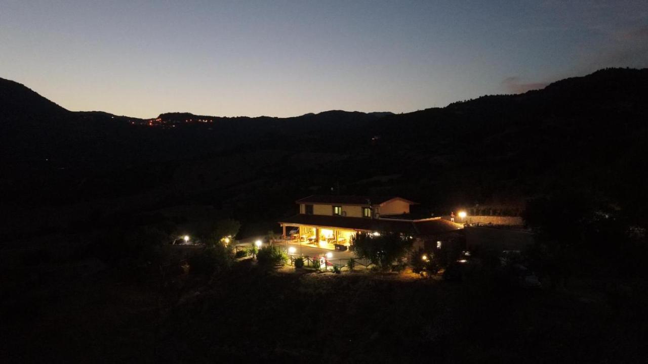Agriturismo La Vallata Masseria Scilva 外观 照片